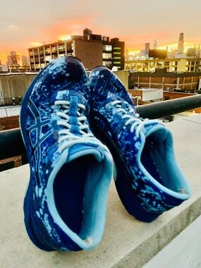 Asics Royal BLUE Leather Mesh Upper Warm Winter Woman's Sneakers Used